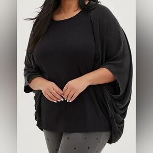 NWOT TORRID Cocoon Shrug Black Grey Challis Open Front Kimono